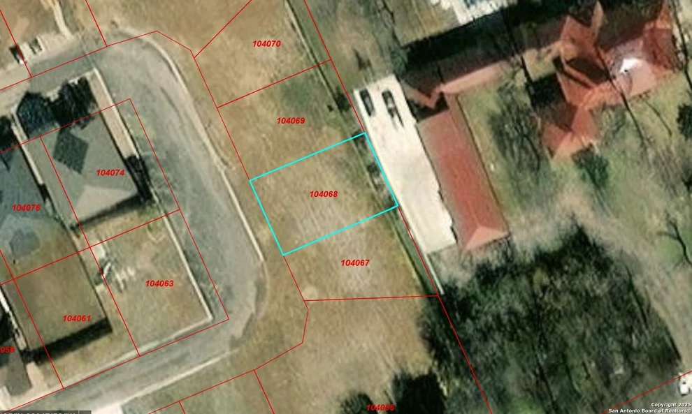 Unit for sale at 119 Sutton Place-Lot15, Uvalde, TX 78801