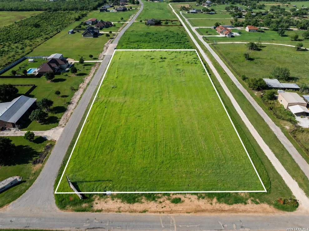 Unit for sale at 114 COUNTY ROAD 684, Lytle, TX 78052
