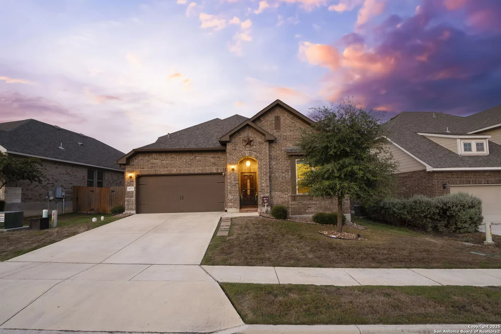 Unit for sale at 1573 Las Fontanasa, New Braunfels, TX 78132