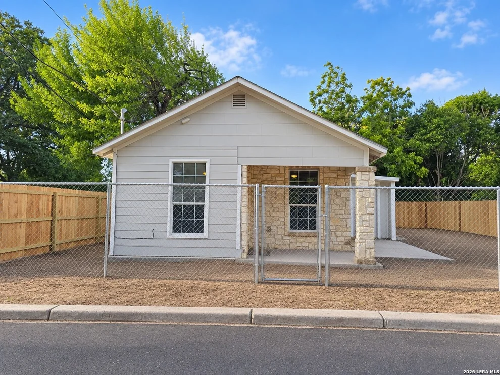 Unit for sale at 772 4TH ST, Seguin, TX 78155
