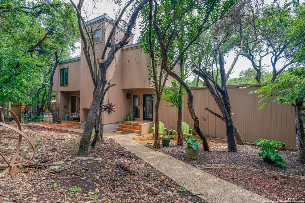 Unit for sale at 2102 COPPER HILL DR, San Antonio, TX 78232