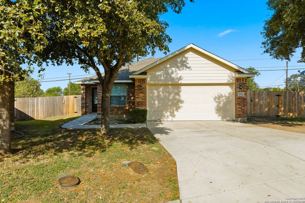 Unit for sale at 5703 Cardinal Falls, San Antonio, TX 78239