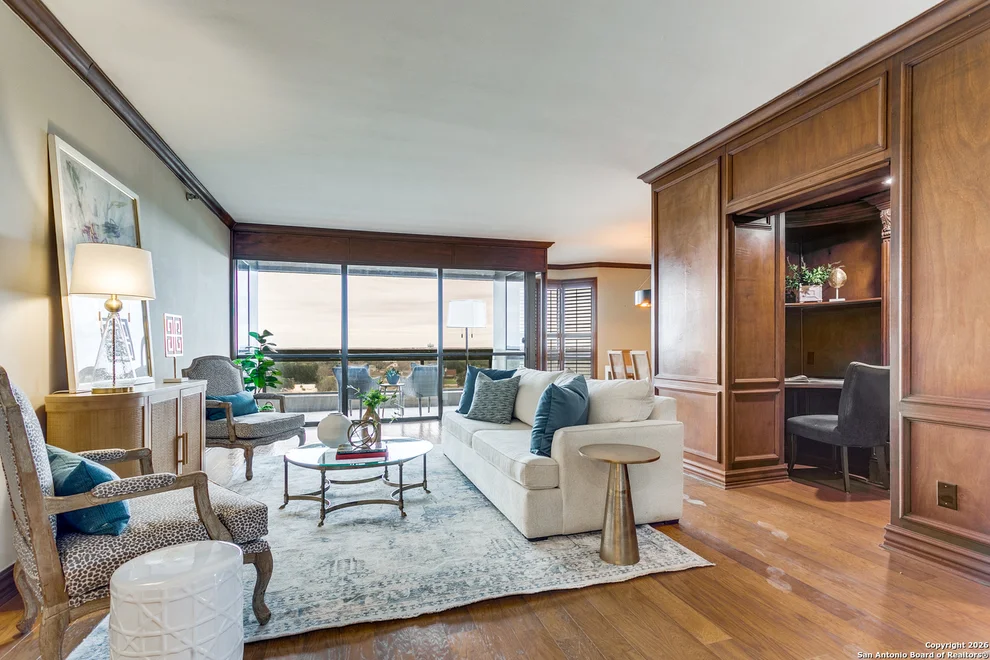 Unit for sale at 7887 Broadway, San Antonio, TX 78209