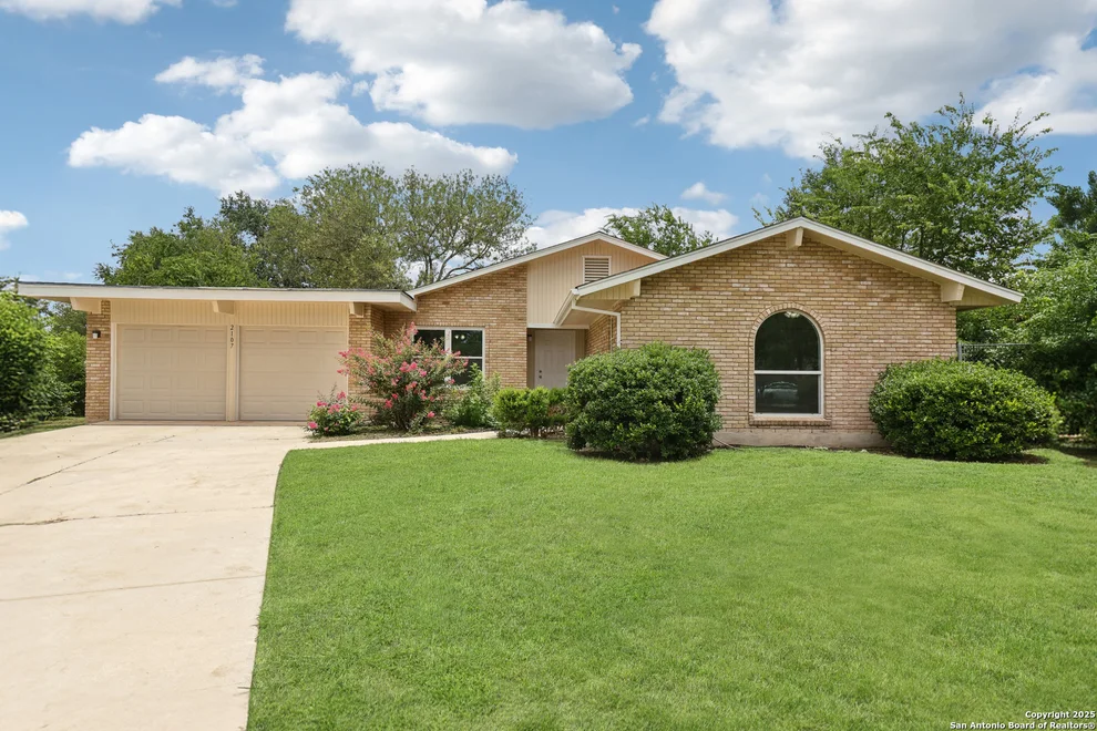 Unit for sale at 2107 Orange Blossom St, San Antonio, TX 78247