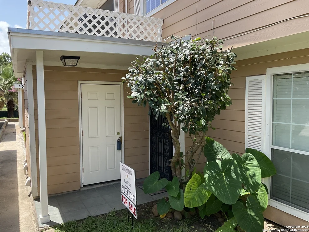 Unit for sale at 7322 Oak Manor, San Antonio, TX 78229