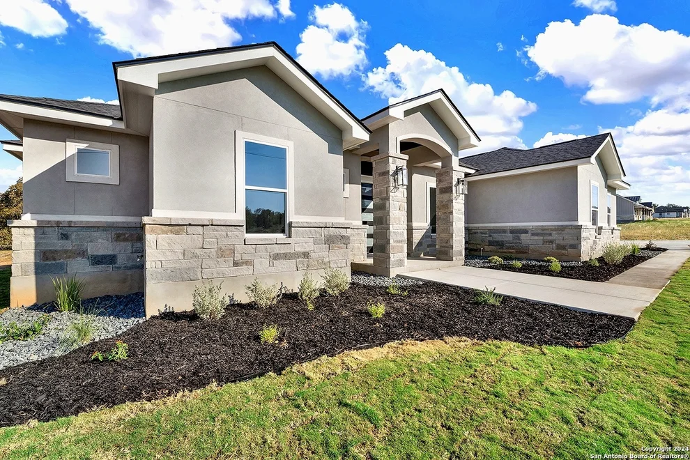 Unit for sale at 105 Hondo Ridge, La Vernia, TX 78121