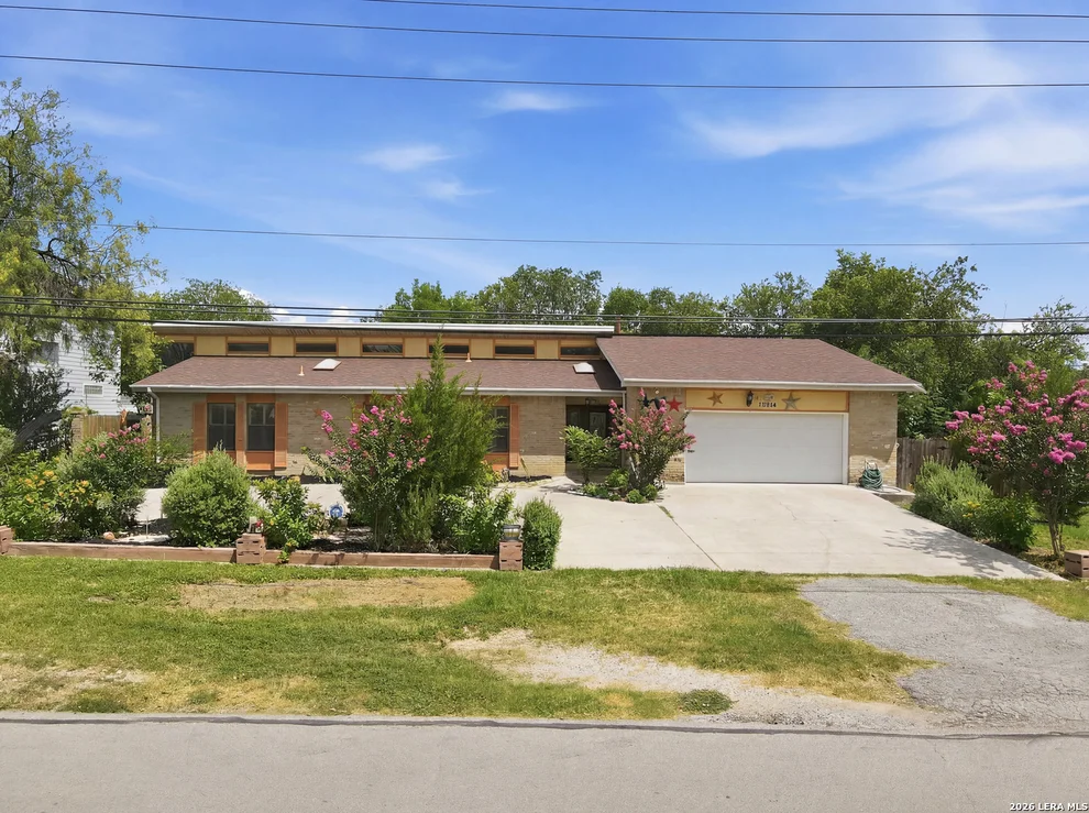 Unit for sale at 10914 Link, San Antonio, TX 78213