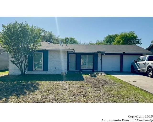 Unit for sale at 1039 Honeytree, San Antonio, TX 78245