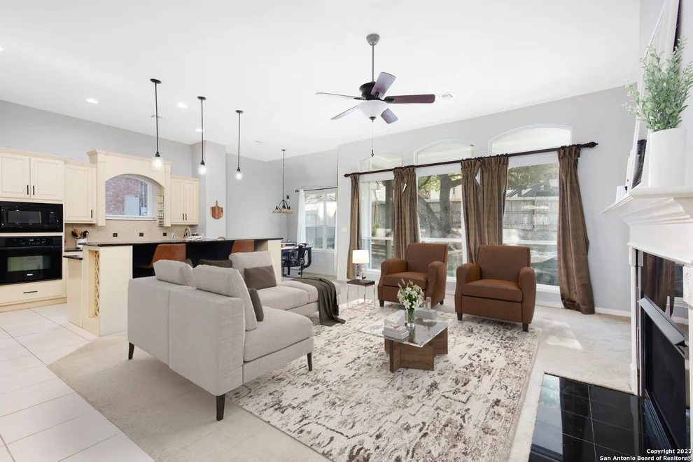 Unit for sale at 14626 Triple Crown Ln, San Antonio, TX 78248