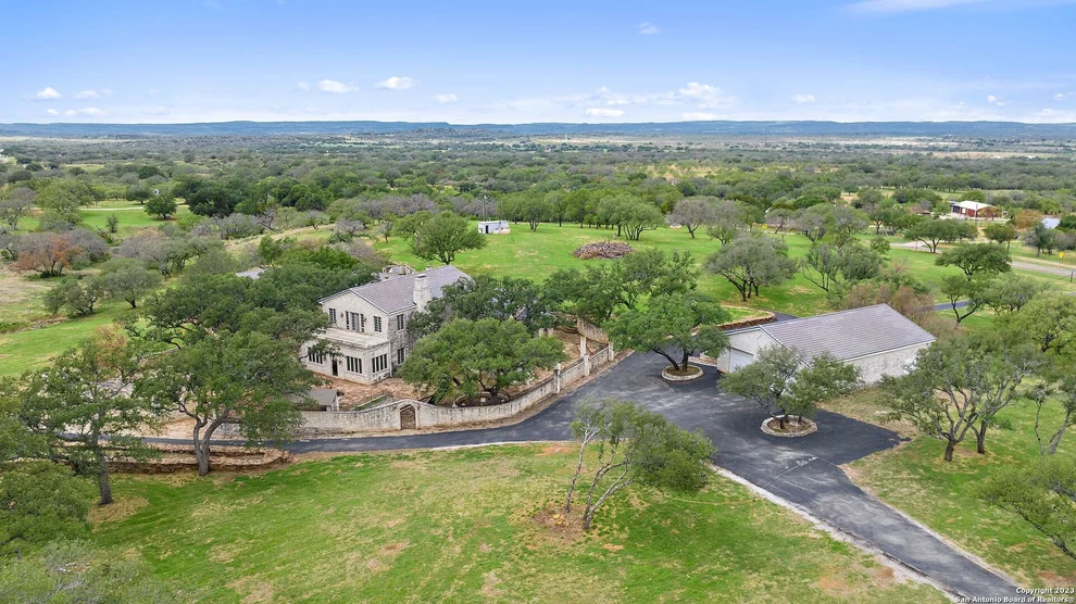 Unit for sale at 3625 Ranch Road 3347, Round Mountain, TX 78663