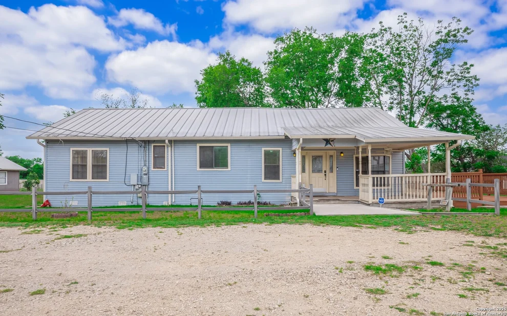 Unit for sale at 452 River Springs Dr, Seguin, TX 78155