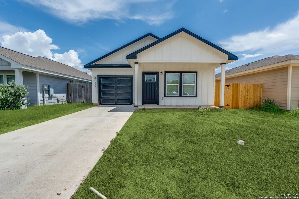 Unit for sale at 243 Mar Hill, Seguin, TX 78155