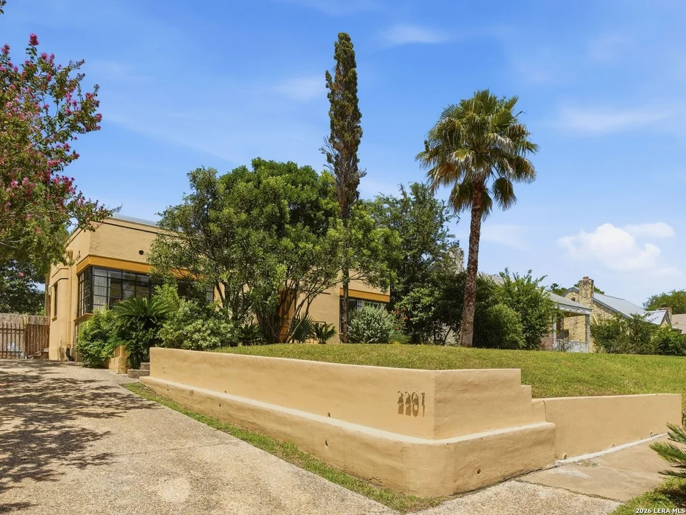 Unit for sale at 2201 W Mulberry Avenue, San Antonio, TX 78201