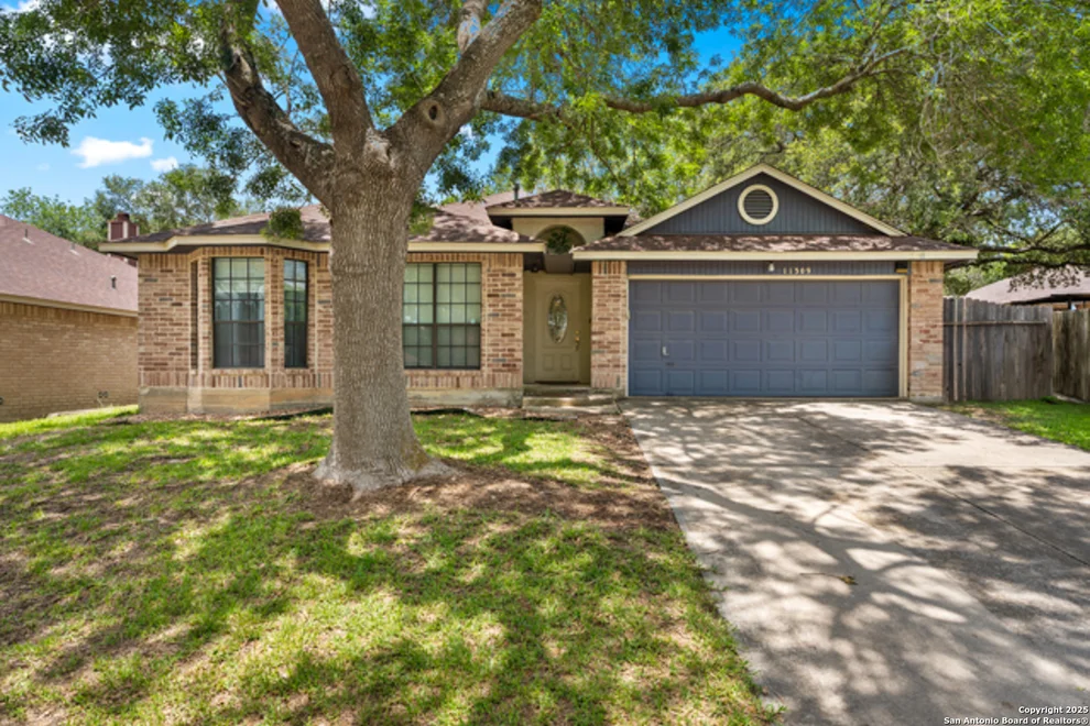 Unit for sale at 11309 Forest Rain, Live Oak, TX 78233