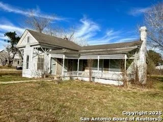 Unit for sale at 101 S Kathleen St., Beeville, TX 78102