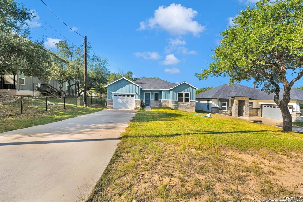 Unit for sale at 1351 Canyon Edge, Canyon Lake, TX 78133