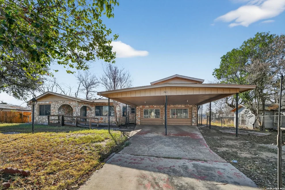 Unit for sale at 761 Avenue F, Poteet, TX 78065
