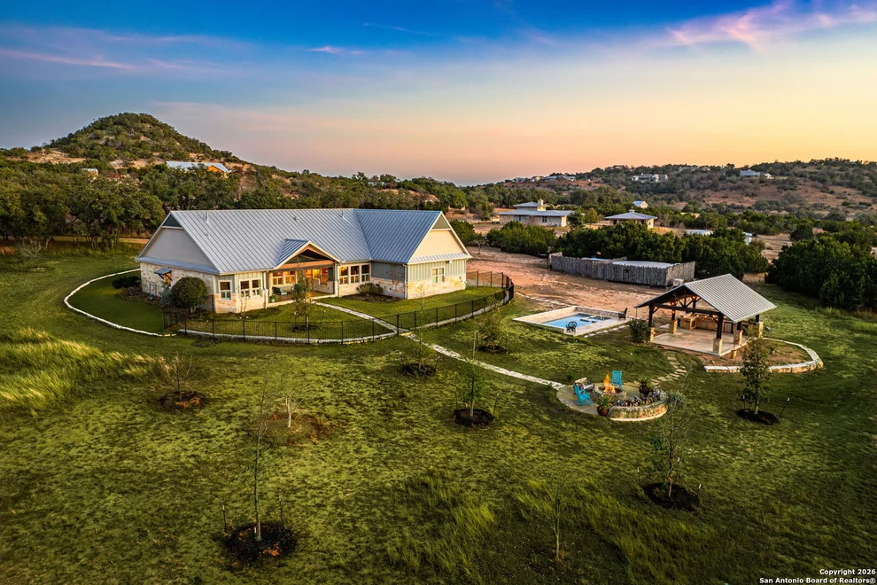 Unit for sale at 34 Rusty Spur Dr, Fredericksburg, TX 78624