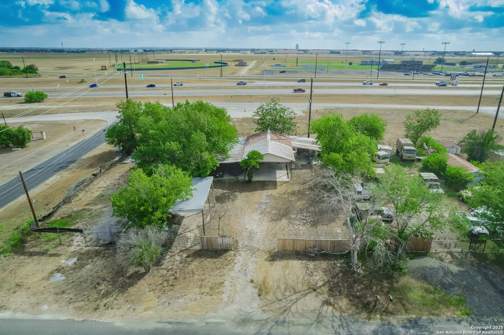 Unit for sale at 10054 Wurzbach St, Converse, TX 78109