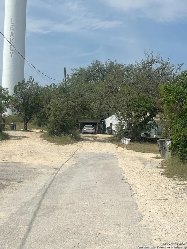 Unit for sale at 763 S US HWY 83, Leakey, TX 78873