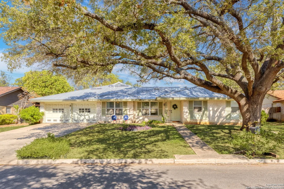 Unit for sale at 713 Fawndale Ln, Windcrest, TX 78239