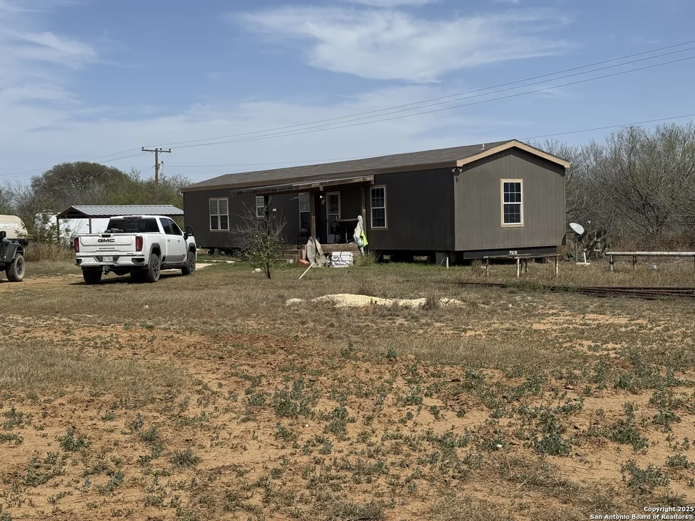 Unit for sale at 94 E 3rd, Leming, TX 78050