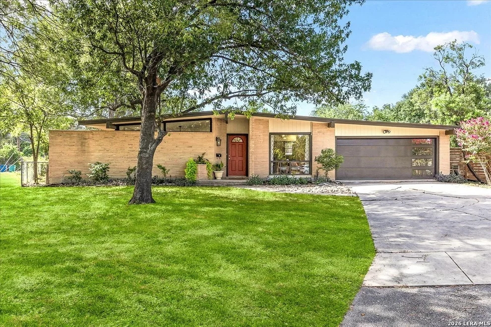 Unit for sale at 8304 Laurelhurst Dr, San Antonio, TX 78209