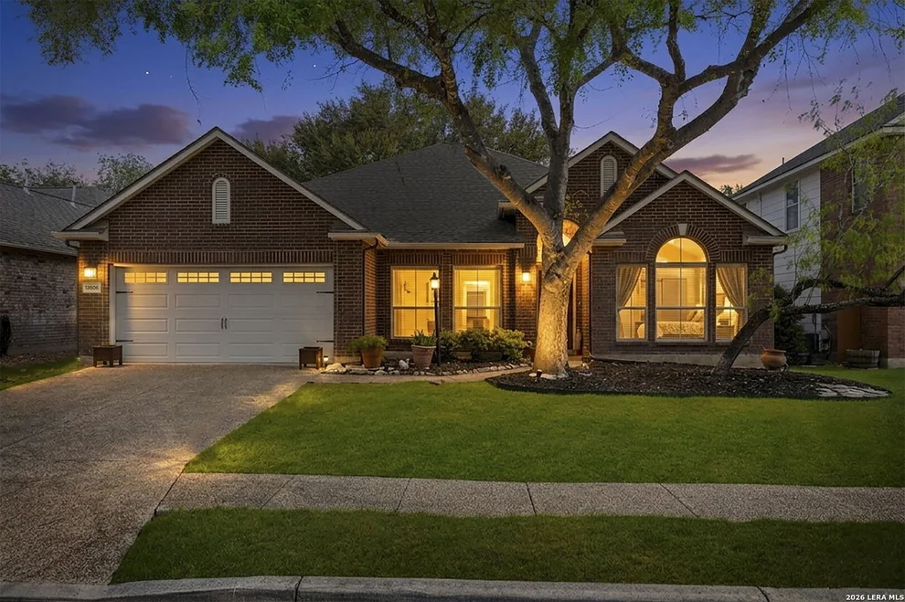 Unit for sale at 13506 Chamber Oaks, San Antonio, TX 78231