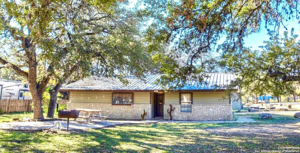 Unit for sale at 65 PINEVIEW RD, ConCan, TX 78801