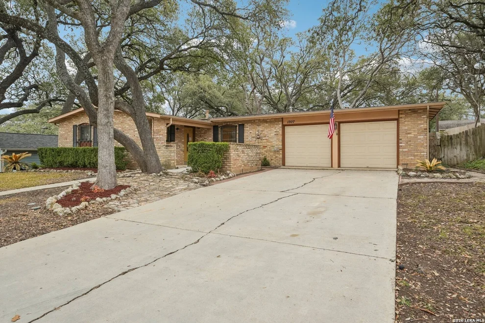Unit for sale at 1307 Cibolo Trail, Universal City, TX 78148