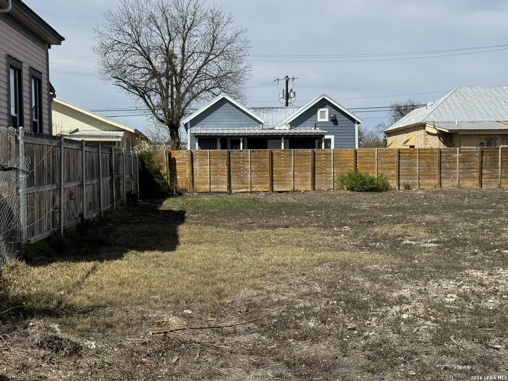 Unit for sale at 109 Omaha, San Antonio, TX 78203