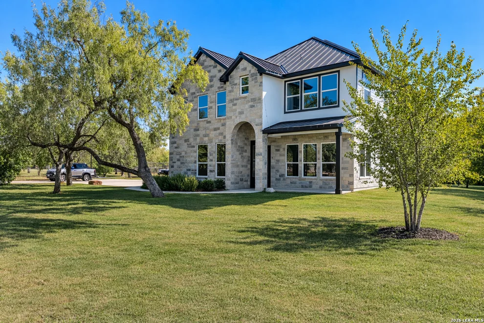 Unit for sale at 19026 County Road 5741, Castroville, TX 78009