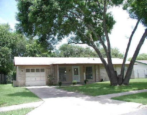 Unit for sale at 5883 CASTLE RUN DR, San Antonio, TX 78218