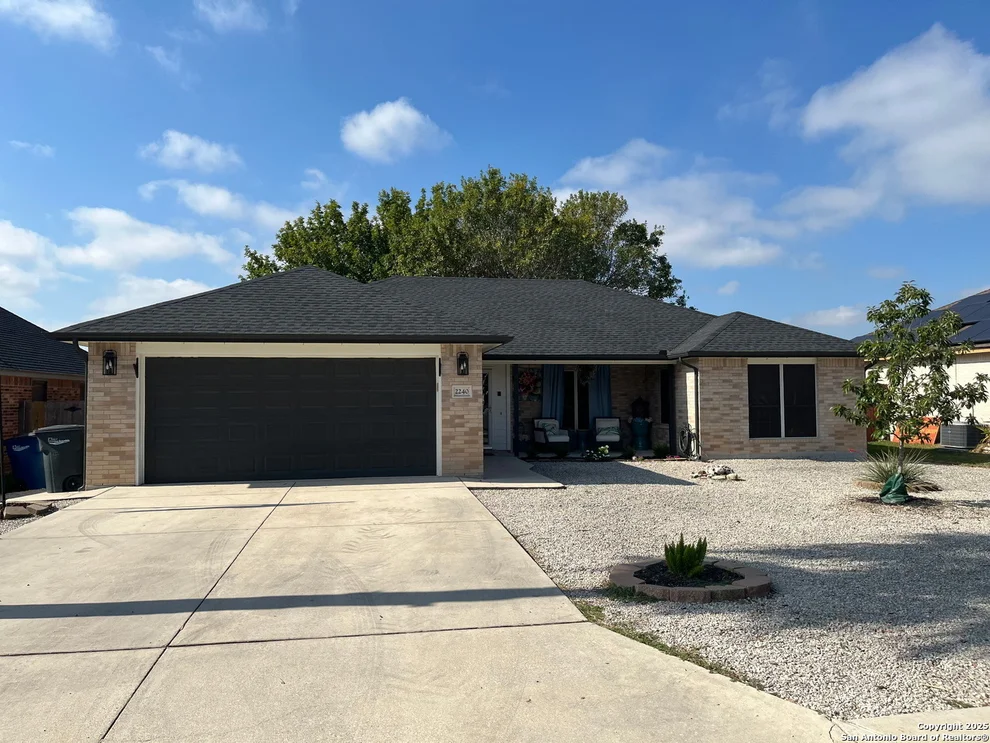 Unit for sale at 2240 Stonehaven, New Braunfels, TX 78130
