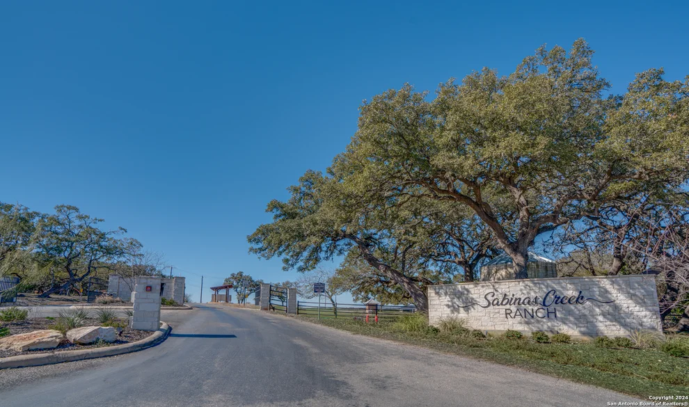 Unit for sale at 114 Sabinas Creek Ranch Rd, Boerne, TX 78006