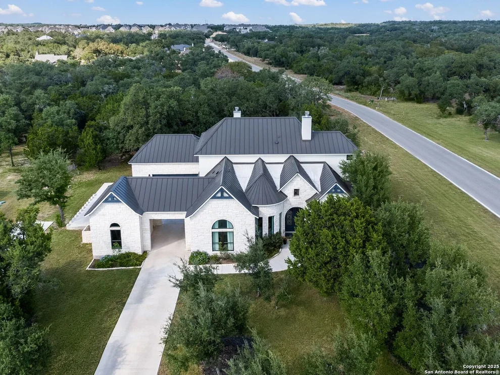 Unit for sale at 846 Maximino Ridge, Bulverde, TX 78163