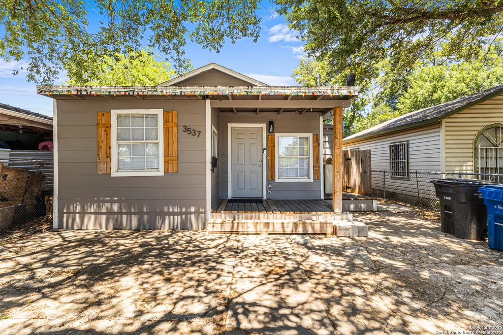 Unit for sale at 3537 S Laredo St, San Antonio, TX 78207