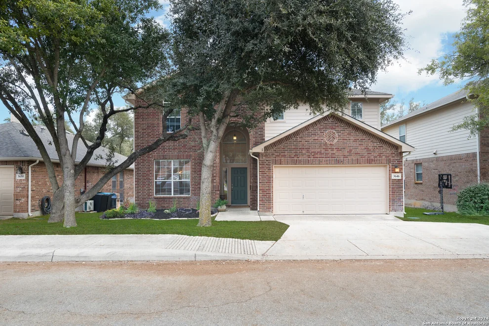 Unit for sale at 3646 Cotoneaster, San Antonio, TX 78261