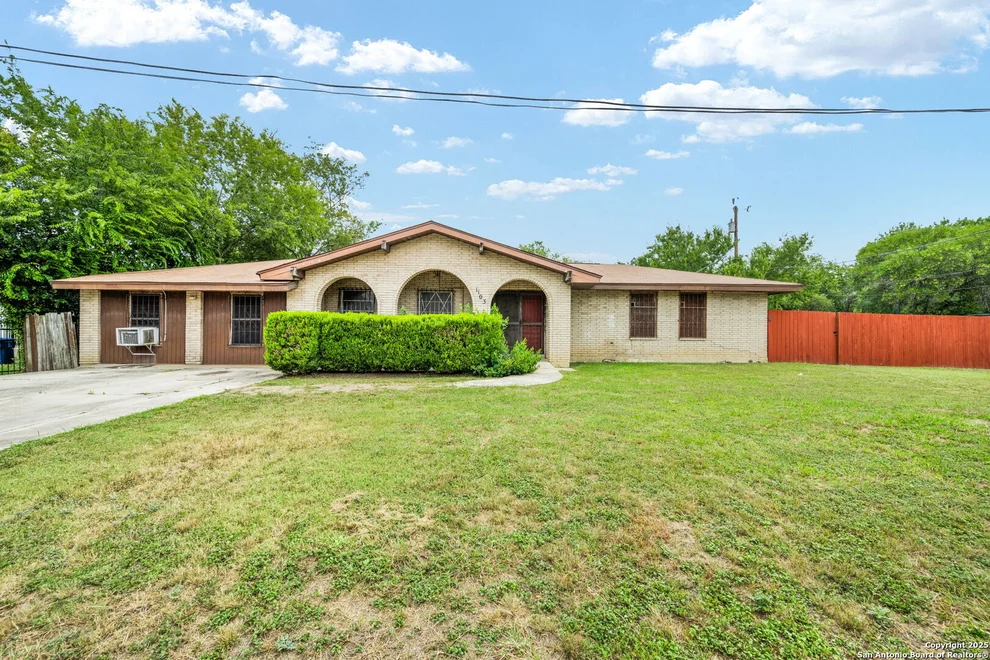 Unit for sale at 1103 Shadwell, San Antonio, TX 78228