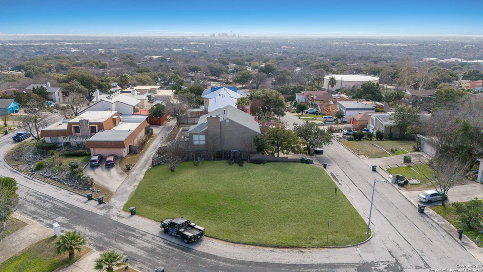 Unit for sale at 329 Clubhill, San Antonio, TX 78228