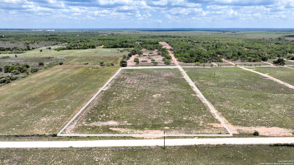 Unit for sale at 001 CR 476, Stockdale, TX 78160