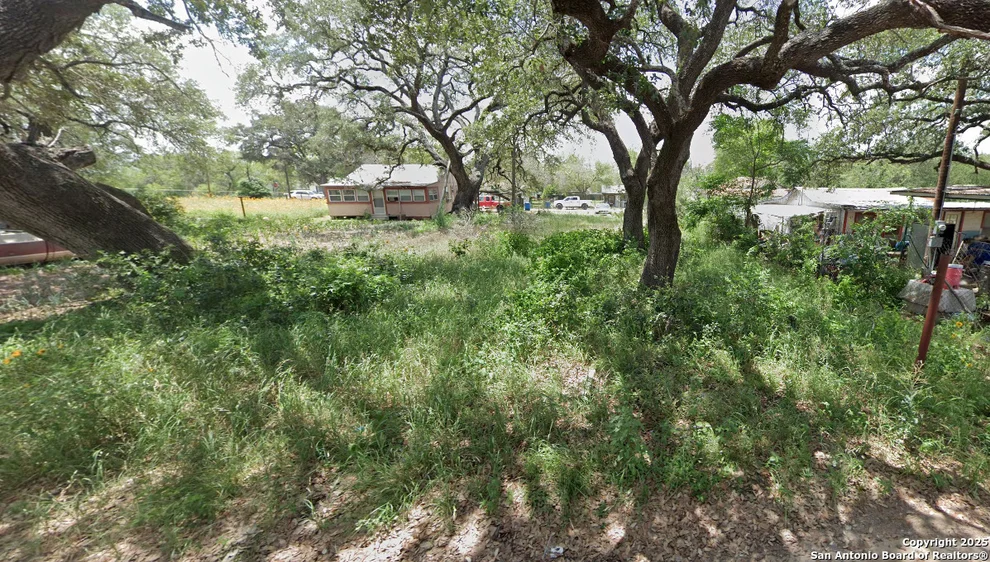 Unit for sale at 808 Chapa, Devine, TX 78016