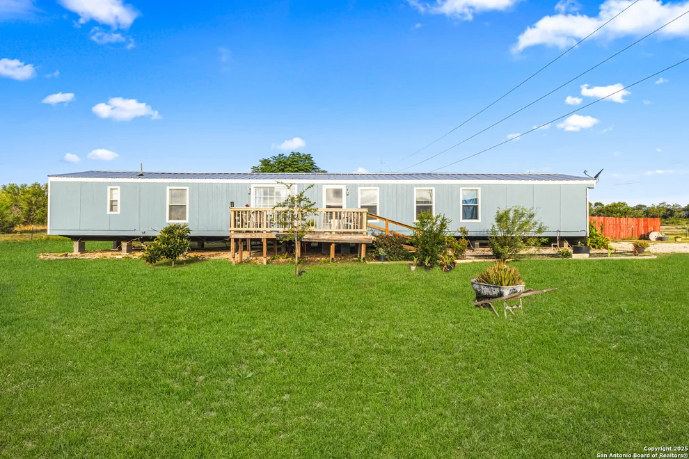 Unit for sale at 331 Forest Creek Rd, Devine, TX 78016