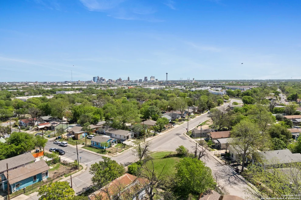 Unit for sale at 105 Shiner St, San Antonio, TX 78207