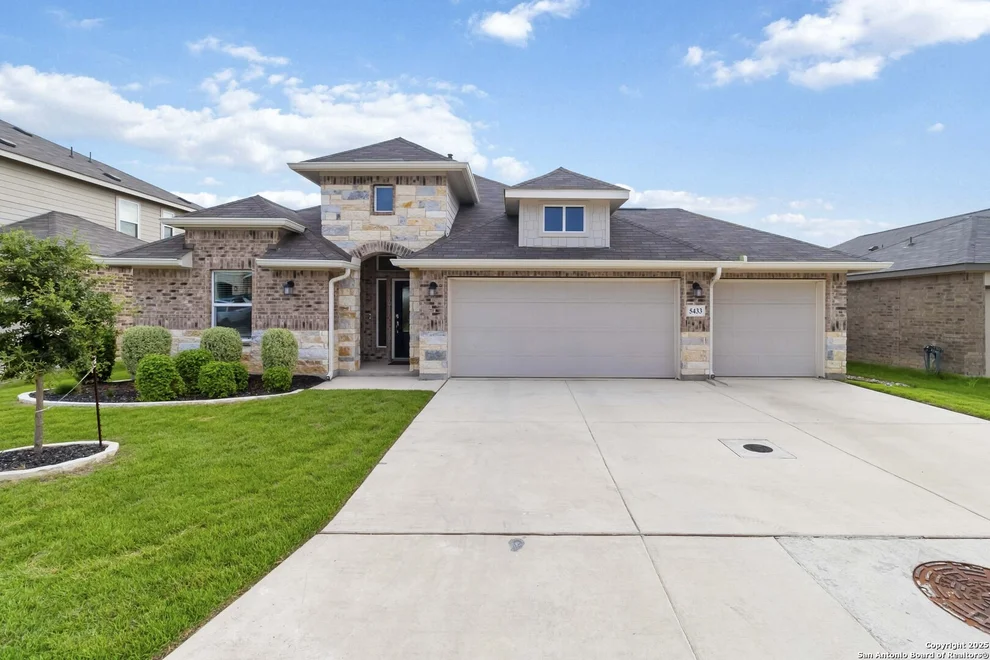Unit for sale at 5433 Flutter Ln, Bulverde, TX 78163