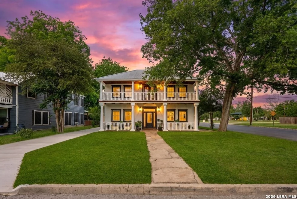 Unit for sale at 695 Comal Ave, New Braunfels, TX 78130