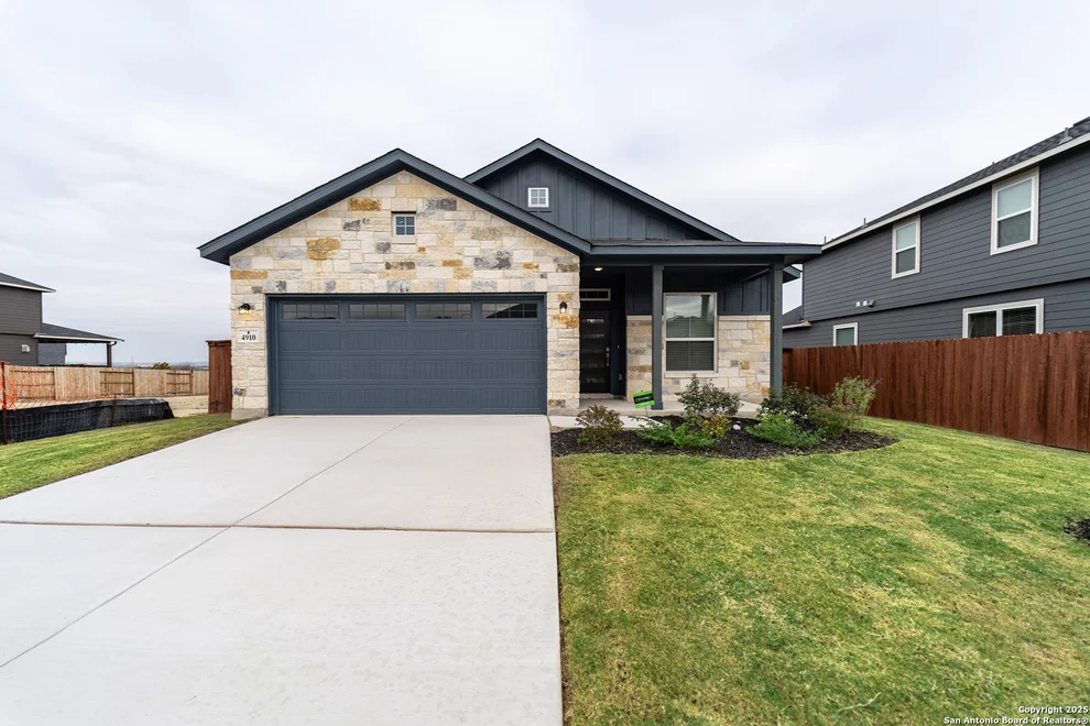 Unit for sale at 4910 Midland Drive, Schertz, TX 78108