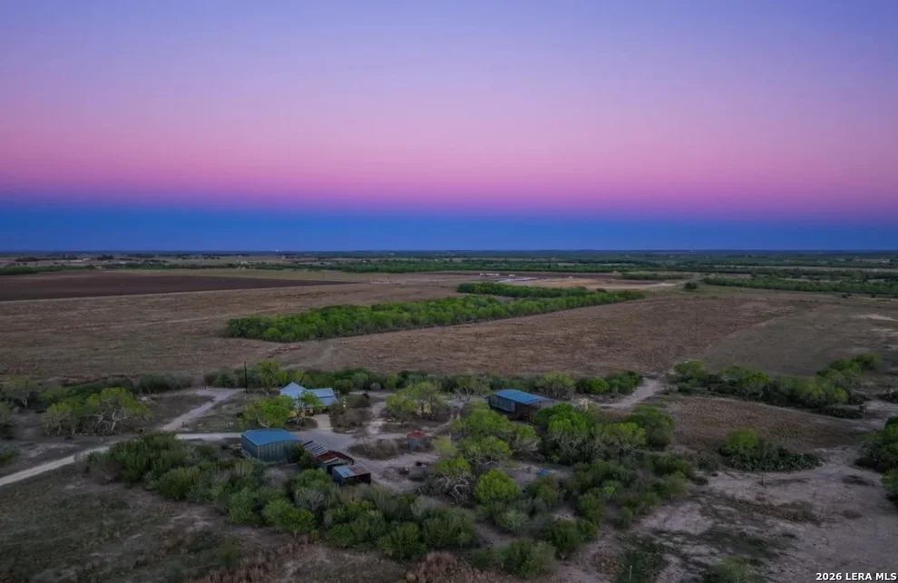 Unit for sale at 1444 County Road 210, Floresville, TX 78114