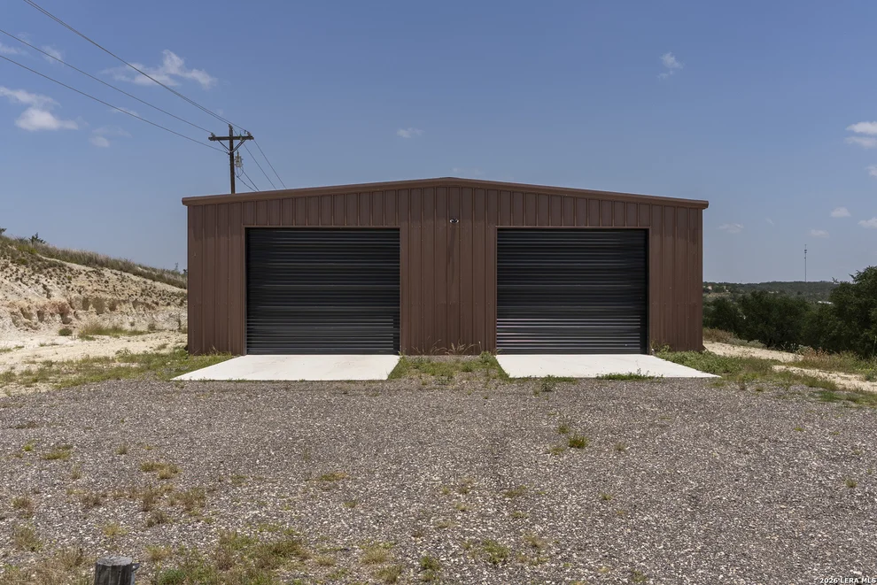 Photo of 944 Metzger Road, Fredericksburg, TX 78624