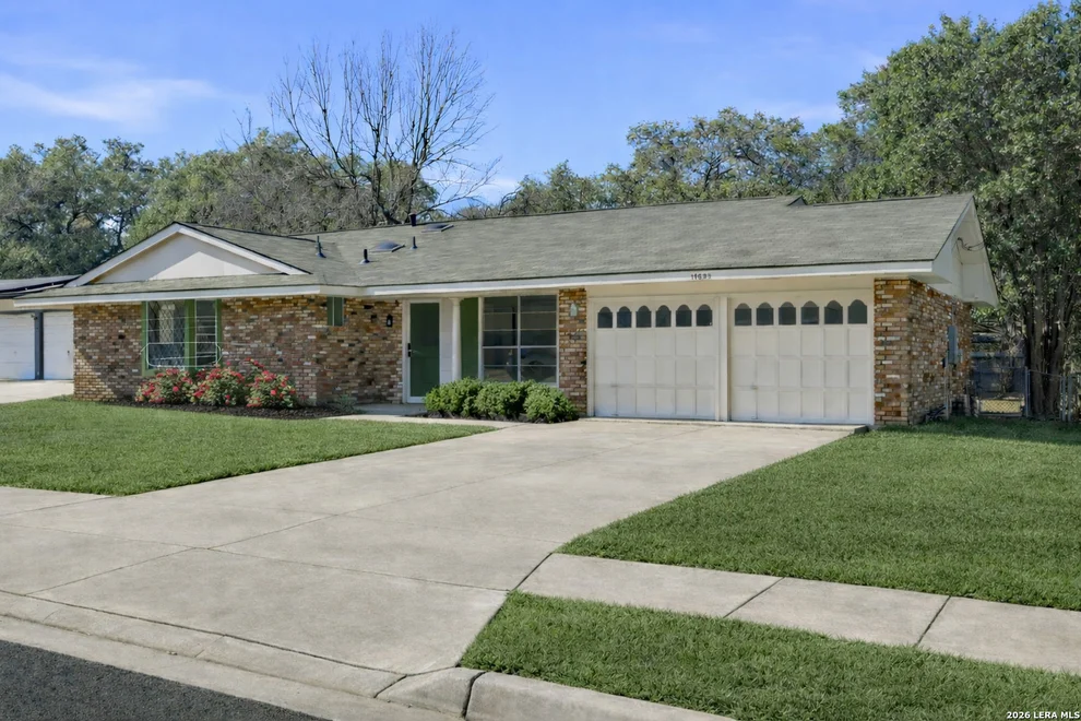 Unit for sale at 11623 Veradero, San Antonio, TX 78216
